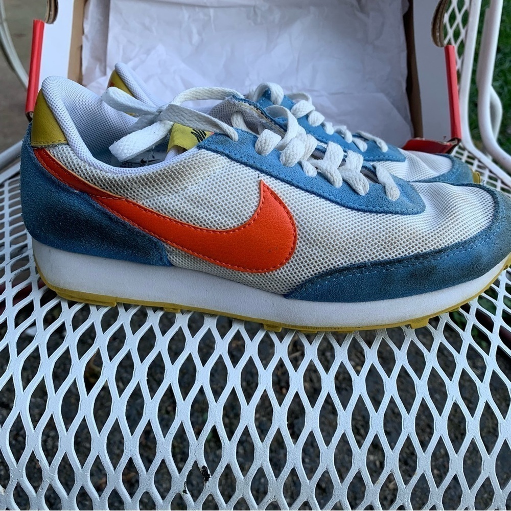 Nike Daybreak Womens Size 6 University Blue Orange Shoes Sneakers DM8330-400 - Picture 6 of 12